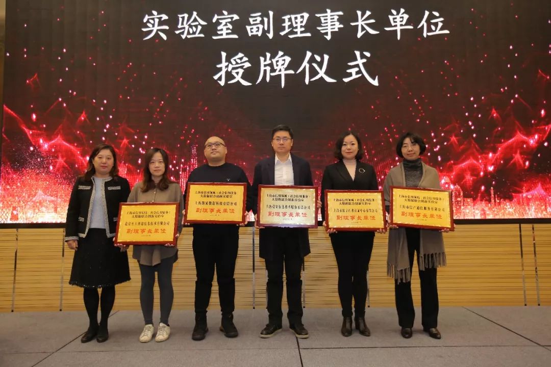 信贷评级和信用等级_信用货币数字货币_分析数字货币在信用评级中的应用：如何增强贷款与金融服务的透明度